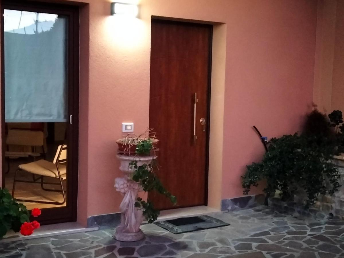 B&B La Casa Di Giuliana Cermignano Ngoại thất bức ảnh