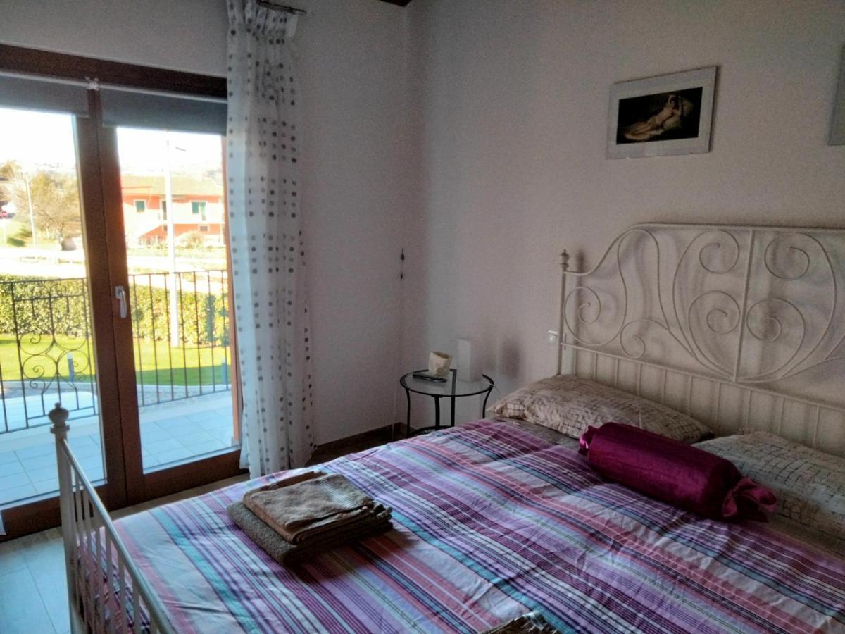 B&B La Casa Di Giuliana Cermignano Ngoại thất bức ảnh